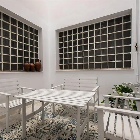 Apartment Cozy In House-palace With Private Patio